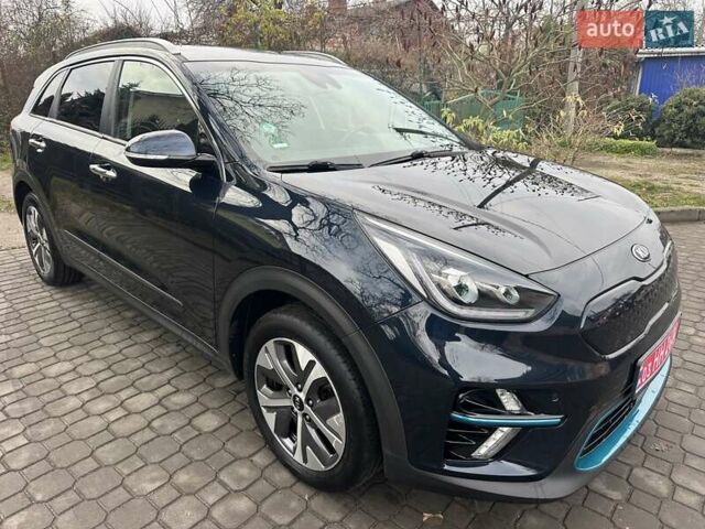 Синій Кіа Niro, об'ємом двигуна 0 л та пробігом 170 тис. км за 18300 $, фото 1 на Automoto.ua