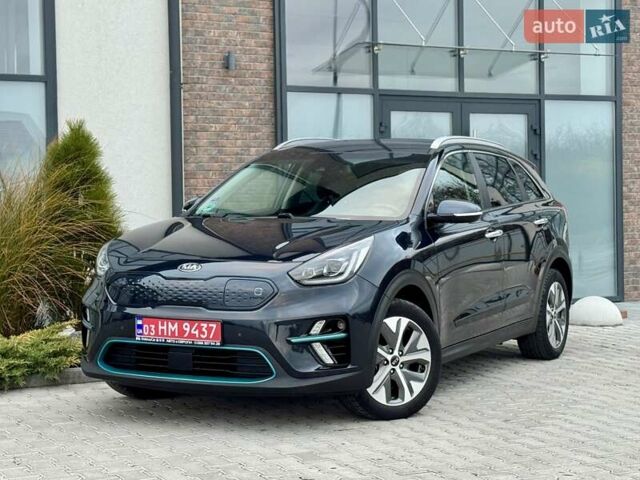 Синий Киа Niro, объемом двигателя 0 л и пробегом 95 тыс. км за 20500 $, фото 1 на Automoto.ua