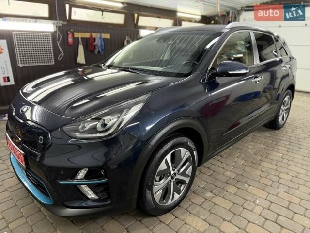 Синій Кіа Niro, об'ємом двигуна 0 л та пробігом 144 тис. км за 18799 $, фото 1 на Automoto.ua