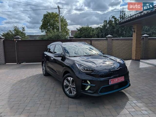 Киа Niro 2020 в Луцке на Automoto.ua Синий Киа Niro, объемом двигателя 0 л и пробегом 157 тыс. км за 19700 $, фото 1 на Automoto.ua