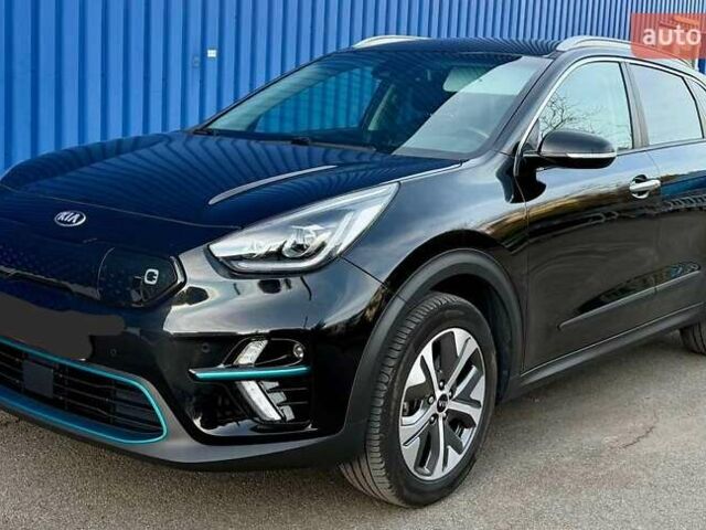 Синий Киа Niro, объемом двигателя 0 л и пробегом 104 тыс. км за 19550 $, фото 1 на Automoto.ua