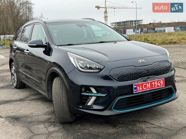 Синий Киа Niro, объемом двигателя 0 л и пробегом 155 тыс. км за 19900 $, фото 1 на Automoto.ua