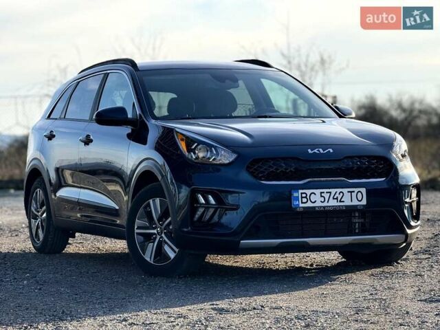 Синий Киа Niro, объемом двигателя 1.58 л и пробегом 63 тыс. км за 19500 $, фото 1 на Automoto.ua