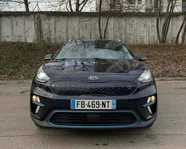 Синий Киа Niro, объемом двигателя 0 л и пробегом 104 тыс. км за 19150 $, фото 1 на Automoto.ua