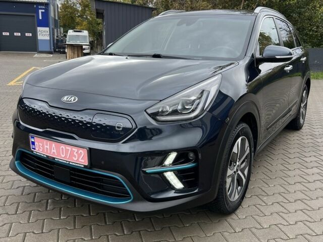 Киа Niro 2020 в Ровно на Automoto.ua Синий Киа Niro, объемом двигателя 0 л и пробегом 143 тыс. км за 18250 $, фото 1 на Automoto.ua