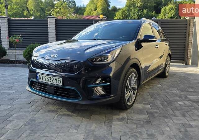 Синий Киа Niro, объемом двигателя 0 л и пробегом 178 тыс. км за 19800 $, фото 1 на Automoto.ua
