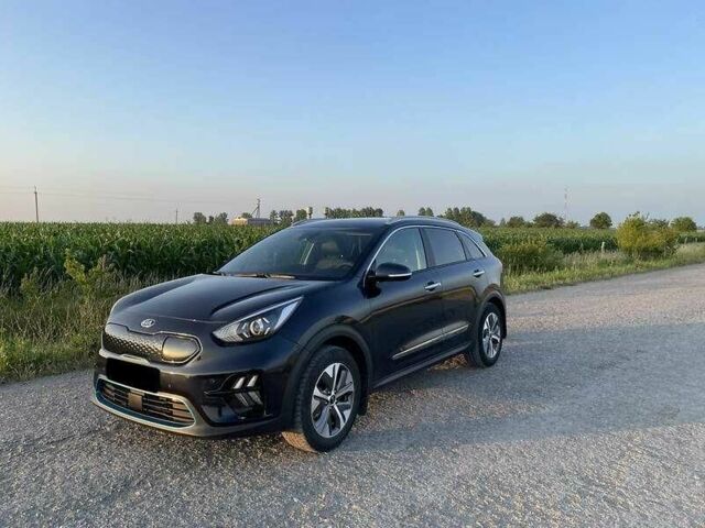 Синий Киа Niro, объемом двигателя 0 л и пробегом 49 тыс. км за 15500 $, фото 1 на Automoto.ua