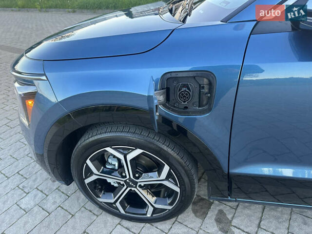 Синий Киа Niro, объемом двигателя 1.6 л и пробегом 26 тыс. км за 27900 $, фото 1 на Automoto.ua