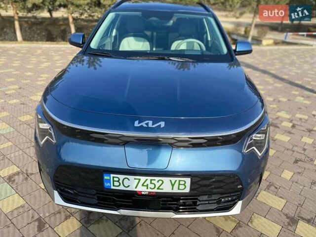Синій Кіа Niro, об'ємом двигуна 0 л та пробігом 28 тис. км за 22500 $, фото 1 на Automoto.ua