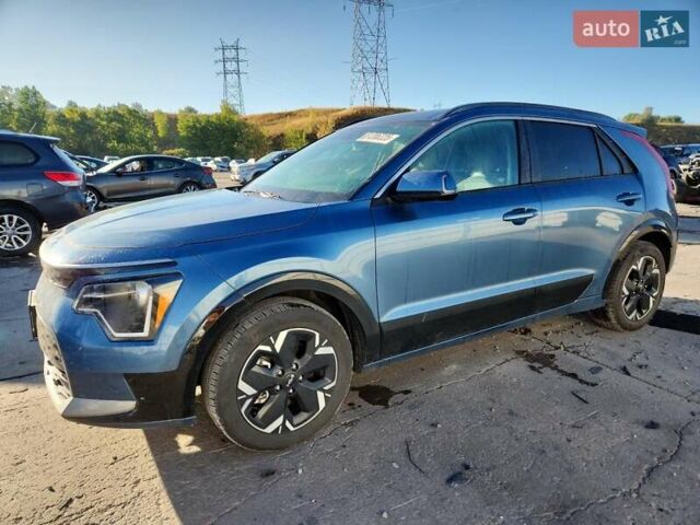 Киа Niro 2024 в Луцке на Automoto.ua Синий Киа Niro, объемом двигателя 0 л и пробегом 13 тыс. км за 4500 $, фото 1 на Automoto.ua