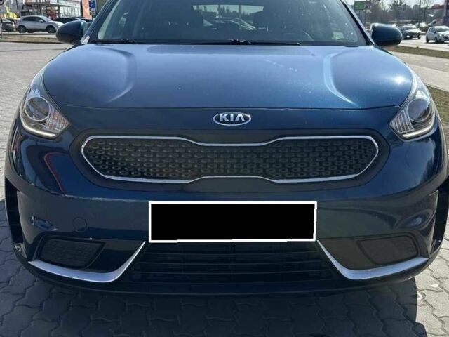 Зеленый Киа Niro, объемом двигателя 1.6 л и пробегом 124 тыс. км за 10500 $, фото 1 на Automoto.ua