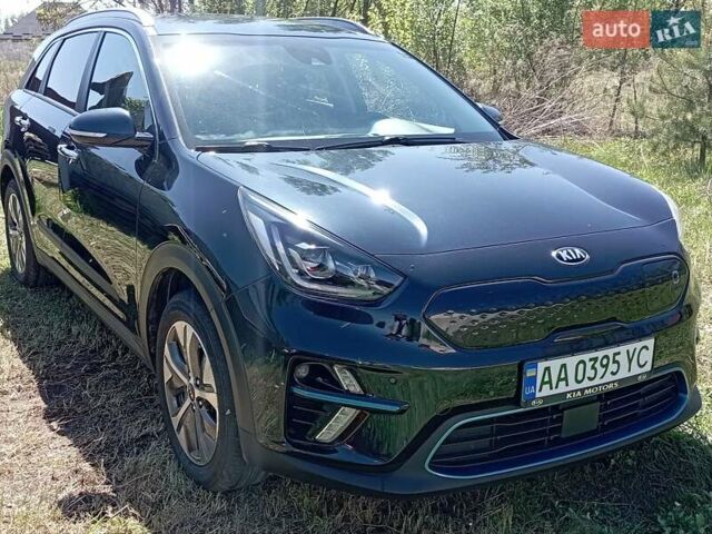 Зеленый Киа Niro, объемом двигателя 0 л и пробегом 163 тыс. км за 18000 $, фото 1 на Automoto.ua