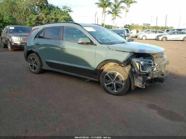 Зеленый Киа Niro, объемом двигателя 1.6 л и пробегом 36 тыс. км за 7000 $, фото 1 на Automoto.ua