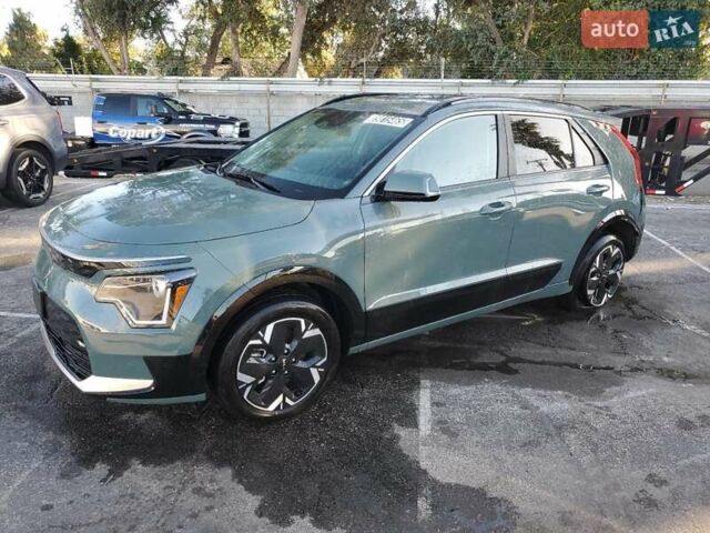 Зеленый Киа Niro, объемом двигателя 0 л и пробегом 25 тыс. км за 12500 $, фото 1 на Automoto.ua