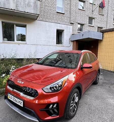Помаранчевий Кіа Niro, об'ємом двигуна 1.58 л та пробігом 22 тис. км за 23500 $, фото 1 на Automoto.ua
