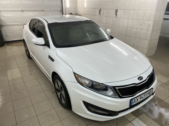 Белый Киа Оптима, объемом двигателя 2.4 л и пробегом 219 тыс. км за 8600 $, фото 1 на Automoto.ua