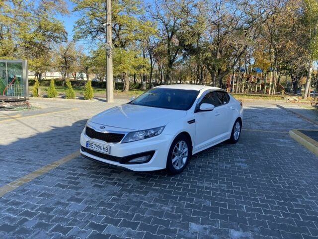 Кіа Оптіма 2012 у Миколаєві на Automoto.ua Білий Кіа Оптіма, об'ємом двигуна 2 л та пробігом 2 тис. км за 8000 $, фото 1 на Automoto.ua