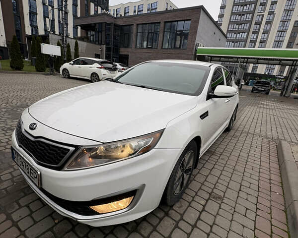Белый Киа Оптима, объемом двигателя 2.36 л и пробегом 272 тыс. км за 9199 $, фото 1 на Automoto.ua