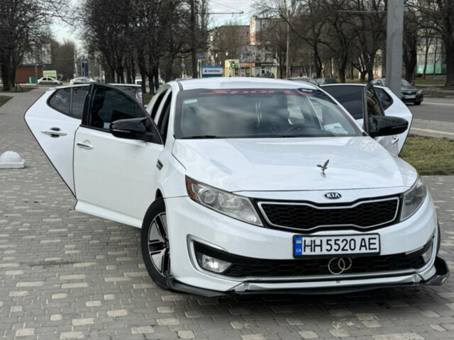 Білий Кіа Оптіма, об'ємом двигуна 2.4 л та пробігом 144 тис. км за 9700 $, фото 1 на Automoto.ua