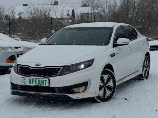 Белый Киа Оптима, объемом двигателя 2.4 л и пробегом 250 тыс. км за 9550 $, фото 1 на Automoto.ua