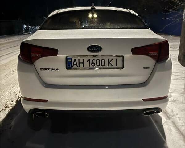 Білий Кіа Оптіма, об'ємом двигуна 2.4 л та пробігом 150 тис. км за 6300 $, фото 1 на Automoto.ua