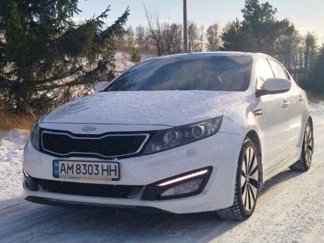 Білий Кіа Оптіма, об'ємом двигуна 2.4 л та пробігом 213 тис. км за 254 $, фото 1 на Automoto.ua