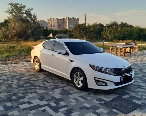Белый Киа Оптима, объемом двигателя 2.4 л и пробегом 160 тыс. км за 10200 $, фото 1 на Automoto.ua