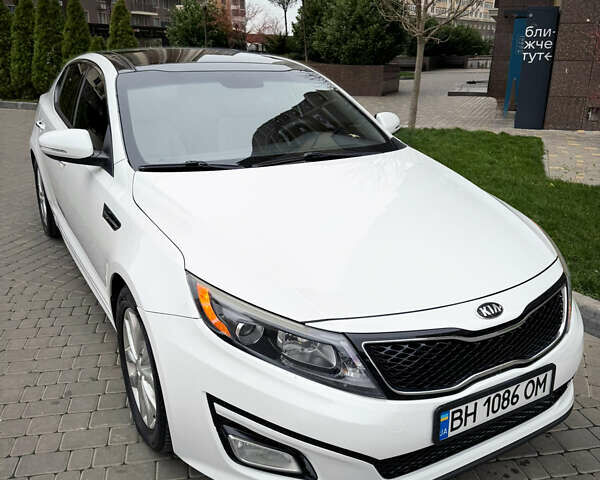 Білий Кіа Оптіма, об'ємом двигуна 2.4 л та пробігом 167 тис. км за 11800 $, фото 1 на Automoto.ua