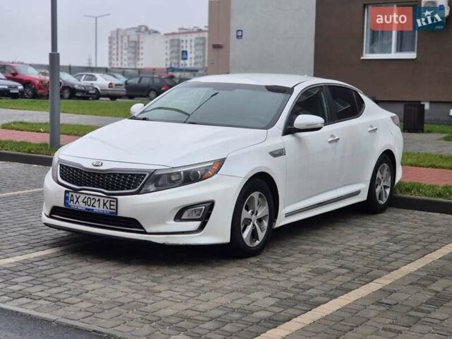 Белый Киа Оптима, объемом двигателя 2.36 л и пробегом 185 тыс. км за 6500 $, фото 1 на Automoto.ua