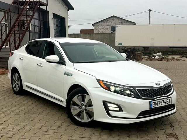 Білий Кіа Оптіма, об'ємом двигуна 2.4 л та пробігом 181 тис. км за 9800 $, фото 1 на Automoto.ua