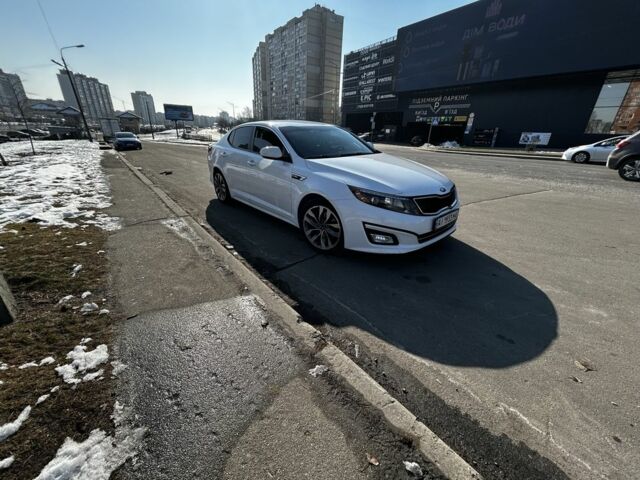 Белый Киа Оптима, объемом двигателя 2 л и пробегом 120 тыс. км за 7500 $, фото 1 на Automoto.ua