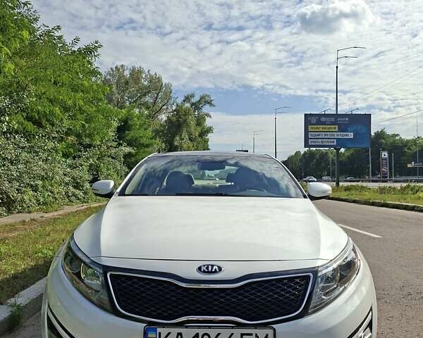 Белый Киа Оптима, объемом двигателя 2.36 л и пробегом 175 тыс. км за 9500 $, фото 1 на Automoto.ua