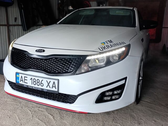 Білий Кіа Оптіма, об'ємом двигуна 2.4 л та пробігом 101 тис. км за 8700 $, фото 1 на Automoto.ua