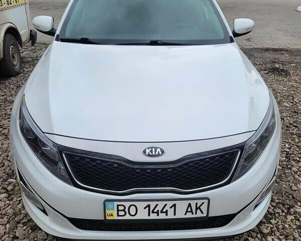 Белый Киа Оптима, объемом двигателя 2.36 л и пробегом 225 тыс. км за 9500 $, фото 1 на Automoto.ua