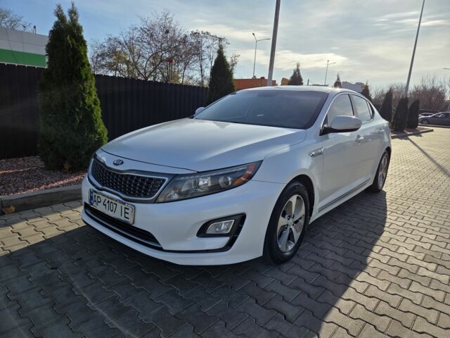 Білий Кіа Оптіма, об'ємом двигуна 2.4 л та пробігом 185 тис. км за 8400 $, фото 1 на Automoto.ua
