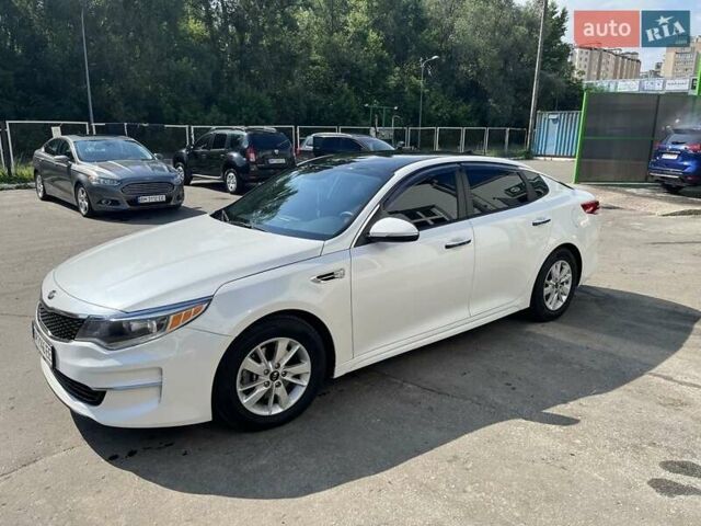 Білий Кіа Оптіма, об'ємом двигуна 2.4 л та пробігом 103 тис. км за 10800 $, фото 1 на Automoto.ua