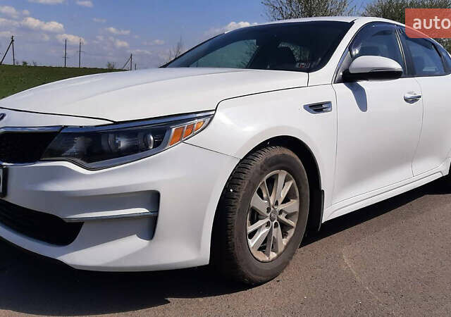 Белый Киа Оптима, объемом двигателя 2.36 л и пробегом 140 тыс. км за 11300 $, фото 1 на Automoto.ua