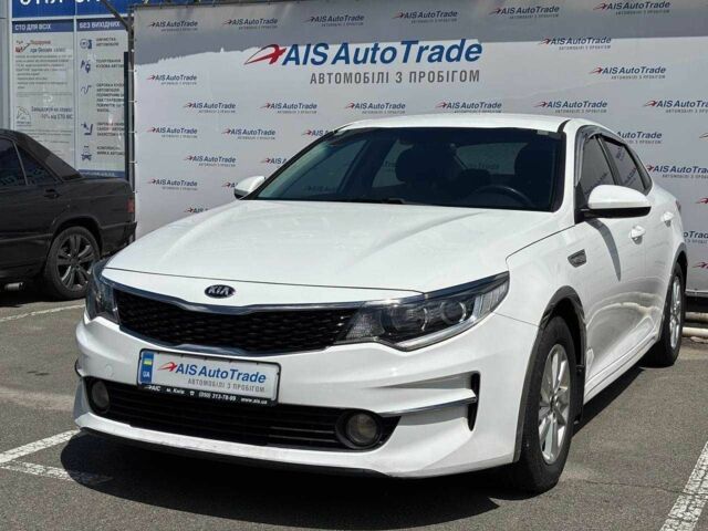 Белый Киа Оптима, объемом двигателя 2 л и пробегом 325 тыс. км за 8500 $, фото 1 на Automoto.ua