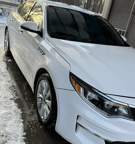 Белый Киа Оптима, объемом двигателя 2.36 л и пробегом 96 тыс. км за 11500 $, фото 1 на Automoto.ua