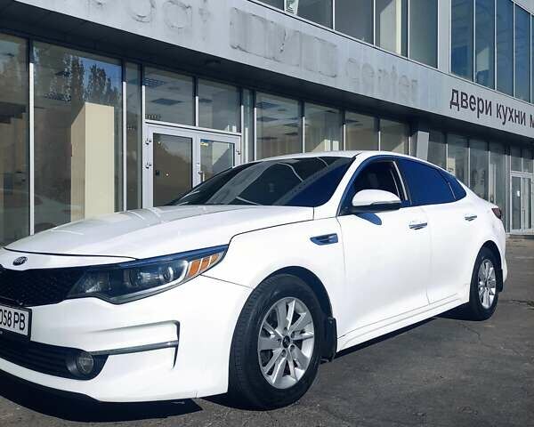Білий Кіа Оптіма, об'ємом двигуна 2.36 л та пробігом 120 тис. км за 10300 $, фото 1 на Automoto.ua
