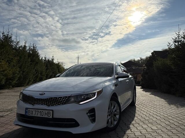 Білий Кіа Оптіма, об'ємом двигуна 2.4 л та пробігом 222 тис. км за 9451 $, фото 1 на Automoto.ua