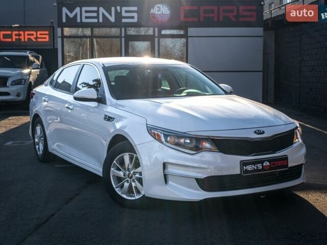 Білий Кіа Оптіма, об'ємом двигуна 2.36 л та пробігом 115 тис. км за 12000 $, фото 1 на Automoto.ua