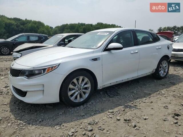 Білий Кіа Оптіма, об'ємом двигуна 0 л та пробігом 128 тис. км за 1700 $, фото 1 на Automoto.ua