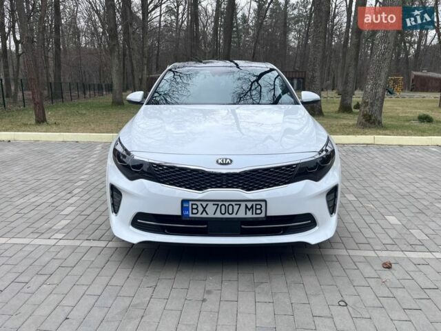 Белый Киа Оптима, объемом двигателя 2 л и пробегом 80 тыс. км за 17400 $, фото 1 на Automoto.ua