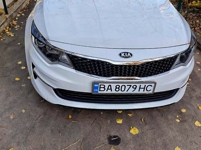 Білий Кіа Оптіма, об'ємом двигуна 2.4 л та пробігом 103 тис. км за 13300 $, фото 1 на Automoto.ua