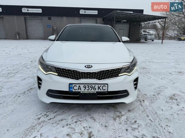 Белый Киа Оптима, объемом двигателя 2 л и пробегом 190 тыс. км за 13800 $, фото 1 на Automoto.ua