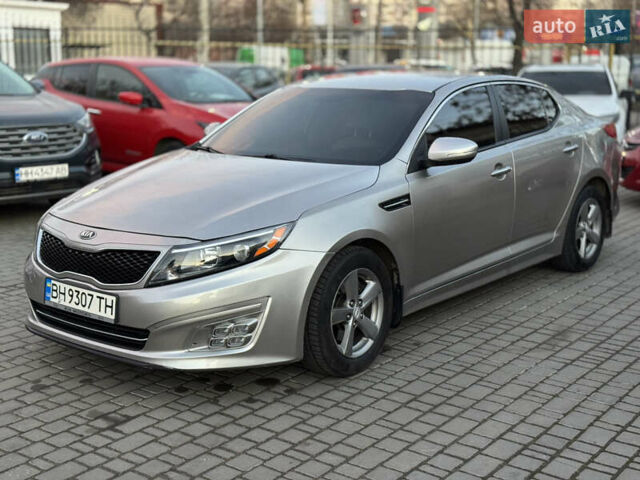 Бежевый Киа Оптима, объемом двигателя 2.4 л и пробегом 155 тыс. км за 7700 $, фото 1 на Automoto.ua