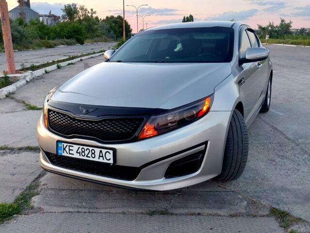 Бежевый Киа Оптима, объемом двигателя 2.4 л и пробегом 0 тыс. км за 9700 $, фото 1 на Automoto.ua