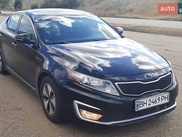 Черный Киа Оптима, объемом двигателя 2.36 л и пробегом 304 тыс. км за 10500 $, фото 1 на Automoto.ua