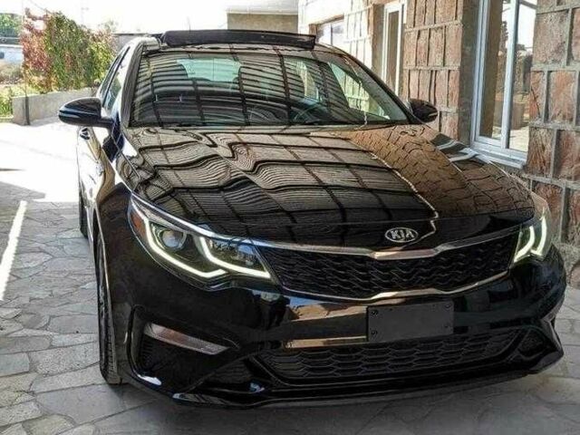 Чорний Кіа Оптіма, об'ємом двигуна 2 л та пробігом 140 тис. км за 10000 $, фото 1 на Automoto.ua